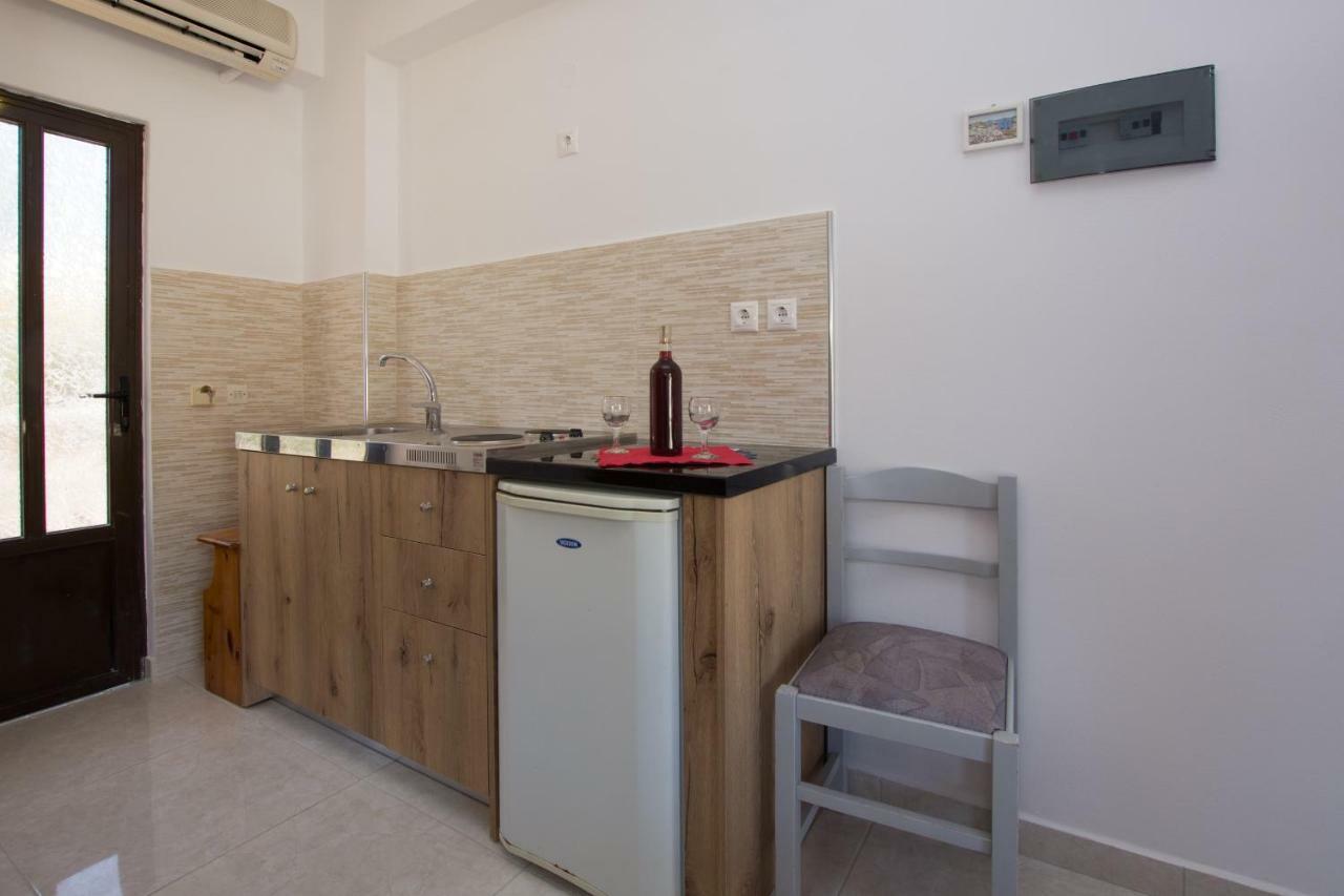 טסיליבי Plessas Studios מראה חיצוני תמונה